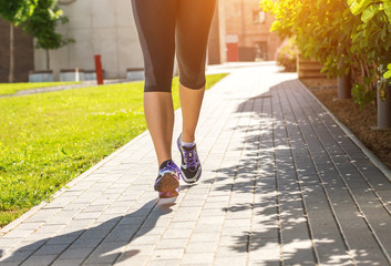 Naklejka ćwiczenie kobieta dziewczynka jogging