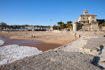 Canvas Print - Resort Town of Estoril in Portugal