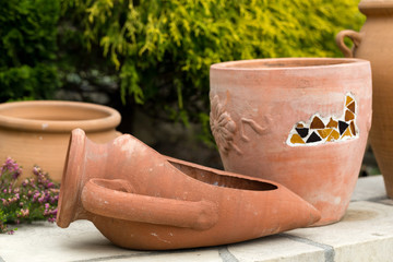 Poster - Ceremic jug in garden