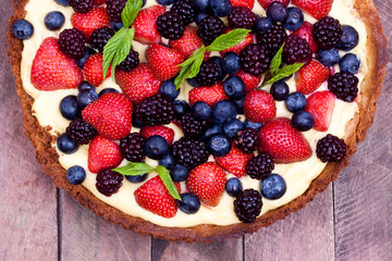 Wall Mural - berry tart