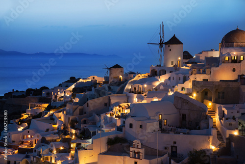 Naklejka na meble Oia village in evening after sunset, Santorini, Greece