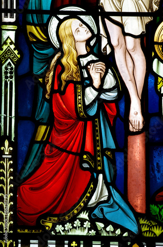 Naklejka - mata magnetyczna na lodówkę Mary Magdalene kneeling for the cross