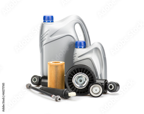 Fotografía DIfferent new car parts, isolated on white