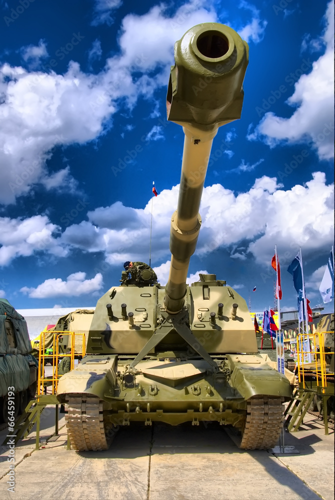 Self Propelled 152 Mm Howitzer 2s19 Msta S Fototapety Self Propelled 152 Mm Howitzer 2s19 Msta S Fototapety