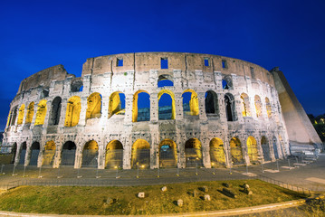 Wall Mural - Rome, Italy. Wonderful view of Colosseum at dusk