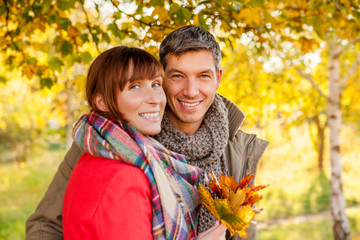 Poster - autumn couple