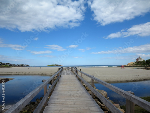 Fotografie, Obraz Wood Bridge over Stream at Good Harbor Beach, Gloucester, Massac