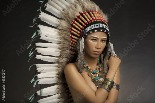 Obraz w ramie Native American Indian Headdress and Face Paint