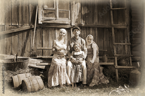 Naklejka na szybę Vintage styled family portrait