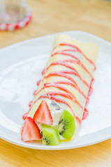 Sticker - Fruit crepe cake