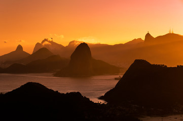 Fototapete - Rio de Janeiro Mountains by Sunset from City Park in Niteroi