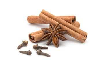 Wall Mural - Cloves, anise and cinnamon