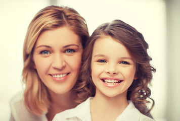 Wall Mural - mother and daughter