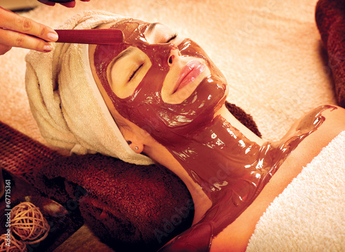 Naklejka na kafelki Chocolate Luxury Spa. Facial Mask. Beauty Spa Salon