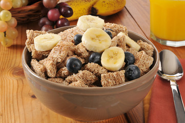 Poster - Wheat cereal with blueberries and banana