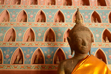 Wall Mural - Buddhas en Wat Si Saket, Vientián, Laos