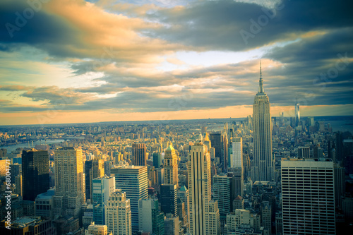 Fotografie, Tablou New York City skyline under dramatic evening sky