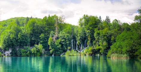 plitvice waterfall