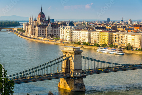 Naklejka na szybę View at the parliament in Budapest