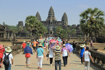 tourism run on temple angkor wat in cambodia