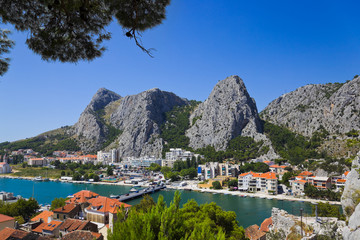 Wall Mural - Town Omis in Croatia