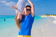 © travnikovstudio - Happy dad have fun with his little cute girl at perfect beach