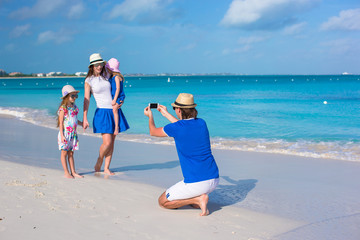 Wall Mural - Happy family on caribbean holiday vacation