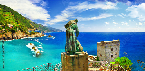 Photographie Italian holidays - panorama of Monterosso al mare (Liguria)