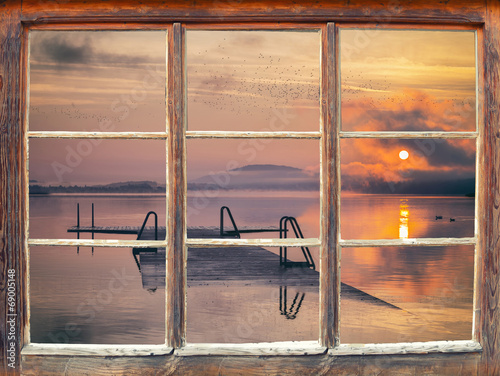 Obraz w ramie Fensterblick Sonnenaufgang