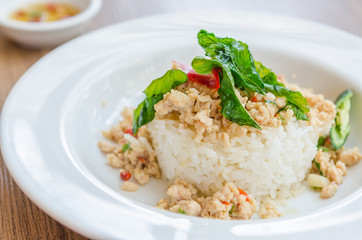 Canvas Print - Spicy fried chicken with basil and rice