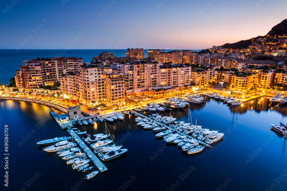 Night view on Fontvieille and Monaco Harbor - obrazy, fototapety, plakaty 