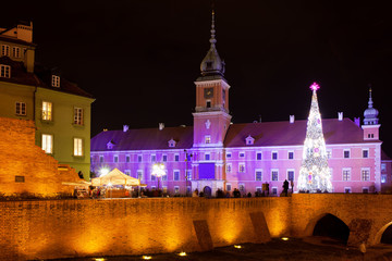 Wall Mural - Royal Castle in Warsaw at Night