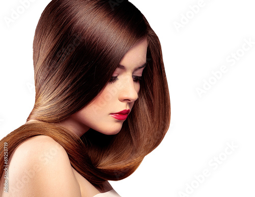 Fototapeta na wymiar Beauty portrait of pretty model with straight healthy hair