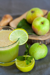 healthy organic green detox juice