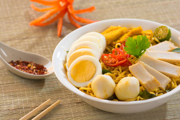 Poster - Hot and spicy Singapore Curry Noodle