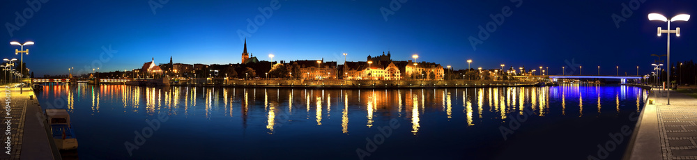 Panoramic view of Szczecin (Stettin) City at night, Poland. - obrazy, fototapety, plakaty 