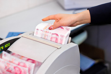 Counter and money, the Chinese yuan