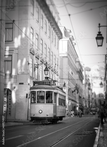 Obraz w ramie Tram in Lisbon, retro