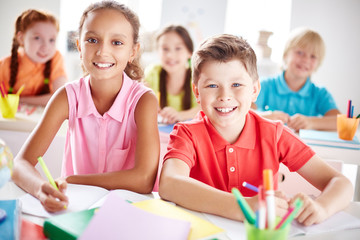 Canvas Print - Elementary school learners