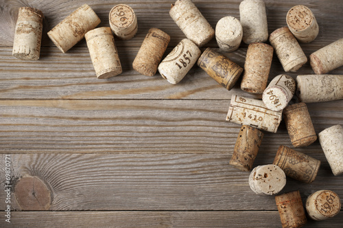 Naklejka - mata magnetyczna na lodówkę Assorted wine corks