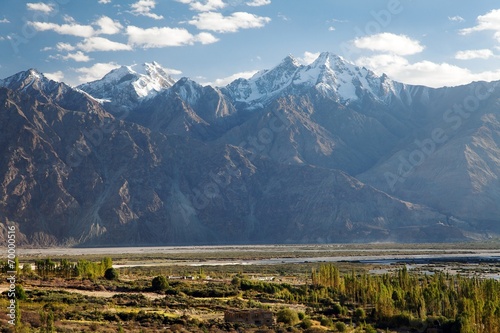 Naklejka na szybę Nubra valley - Indian himalayas - Ladakh