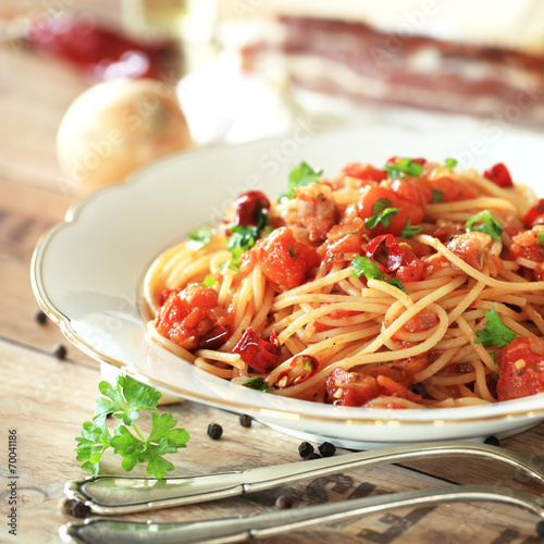 Fototapeta na wymiar Spaghetti na talerzu
