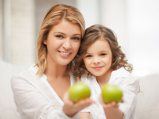 Wall Mural - mother and daughter