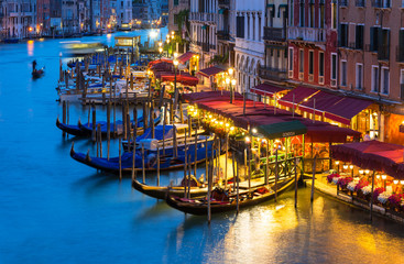 Wall Mural - Night view of Grand Canal with gondolas in Venice. Italy