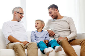 Canvas Print - smiling family at home