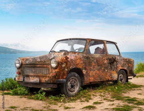 Obraz w ramie alter rostiger trabant, trabbi, ddr oldtimer