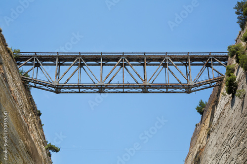 Fotografie, Obraz Einer der vielen Brücken über den Kanal von Korinth