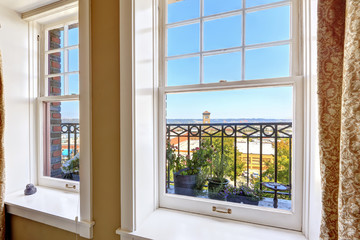 Apartment with city view. Tacoma real estate, WA