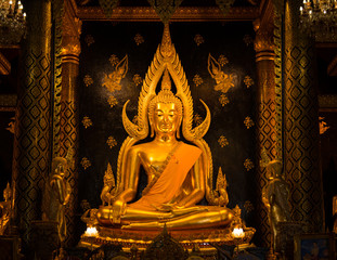 golden buddha statue