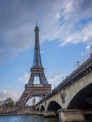 Widok z wieży Eiffla w Paryżu.